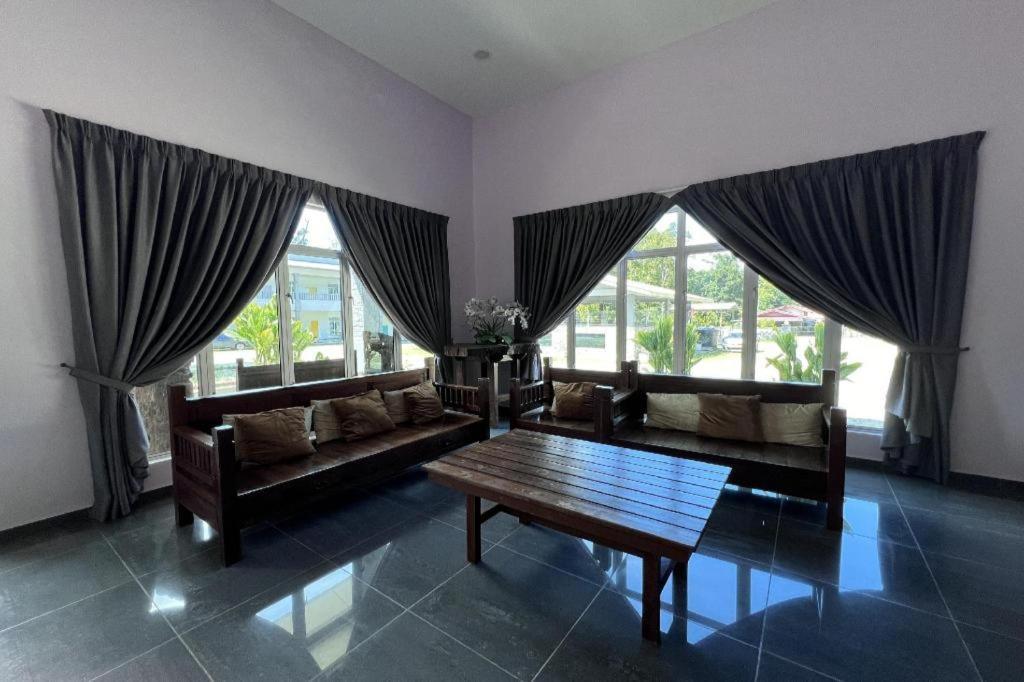 Jasa Resort Sungai Lembing Buitenkant foto
